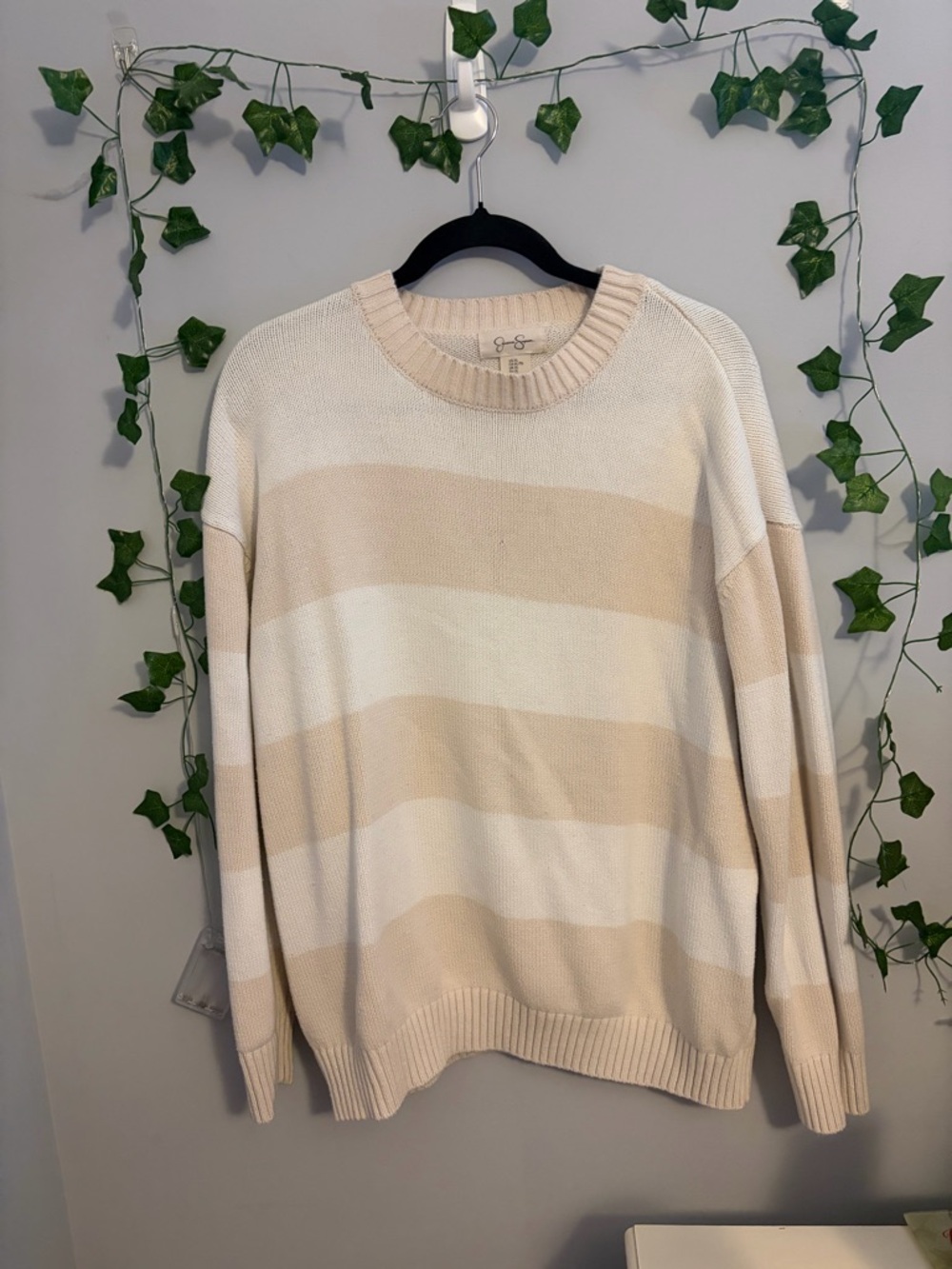 Jessica Simpson Cream & White Striped Sweater Size XL